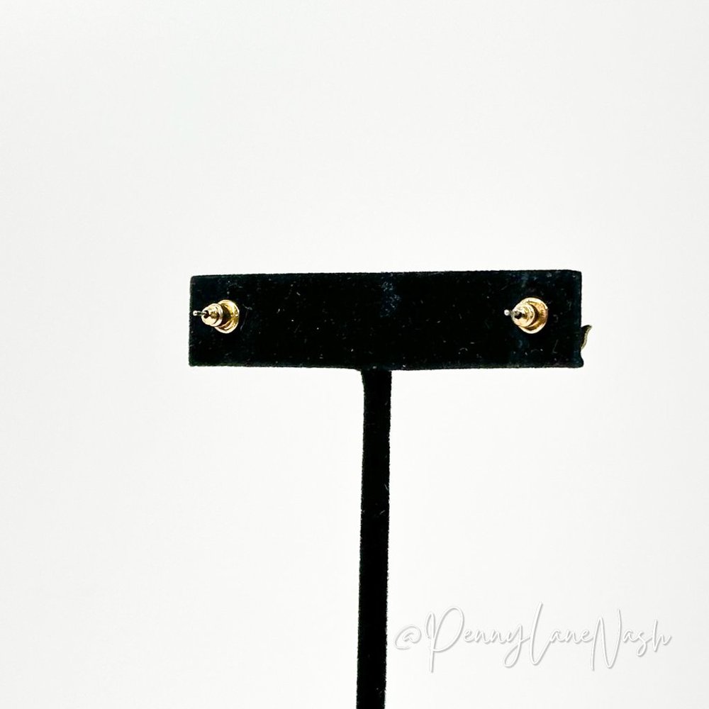 Vintage Golden Crouched Cat Push Back Earrings - Picture 5 of 6